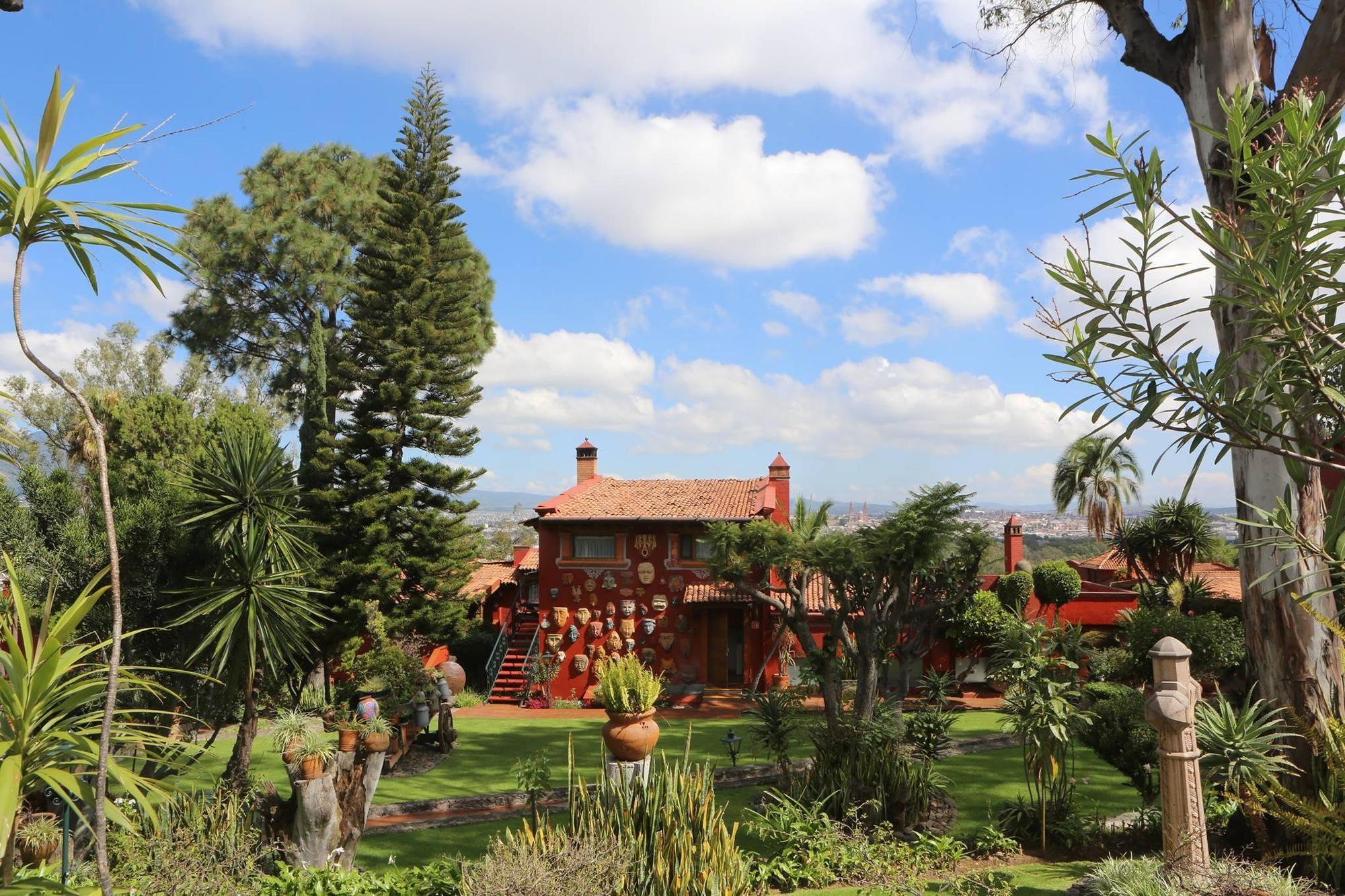 Villa San Jose Hotel & Suites Morelia Bagian luar foto